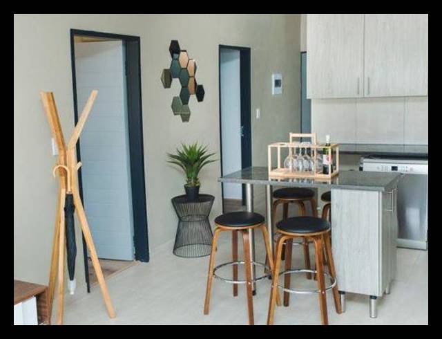 3 BEDROOM APARTMENT FOR SALE IN GLEN AUSTIN